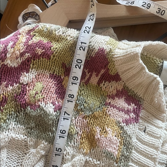 Handknitted VIntage Express Floral Cream Cardigan Sweater - Picture 16 of 16